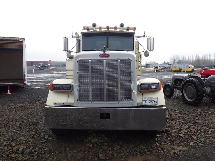 1990-peterbilt-379-image-2
