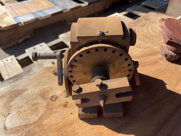 tabata-tilting-5”-dividing-head-&-tail-stock-image-6