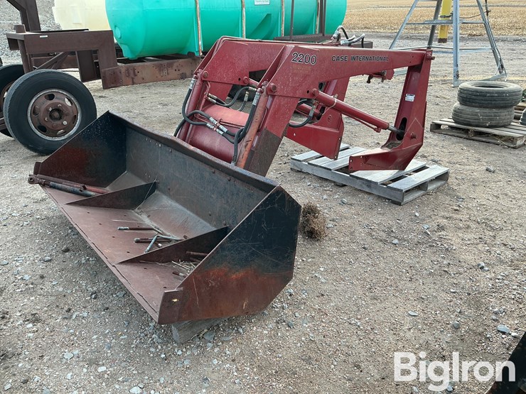 case-ih-2200-image-1