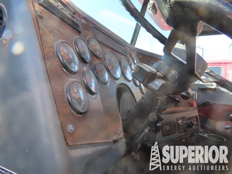 2011-western-star-4900-image-8