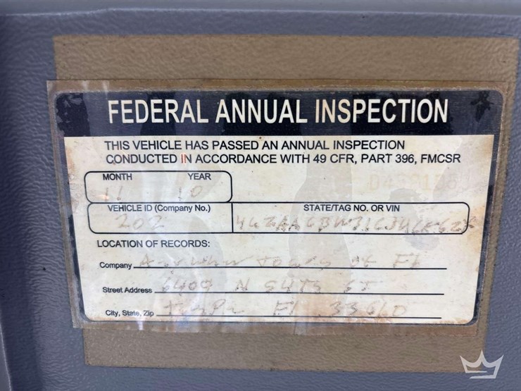 2001-freightliner-mb55-image-18