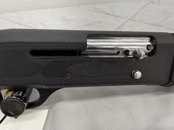 huglu-arms-sharptail-12-gauge-shotgun-image-4