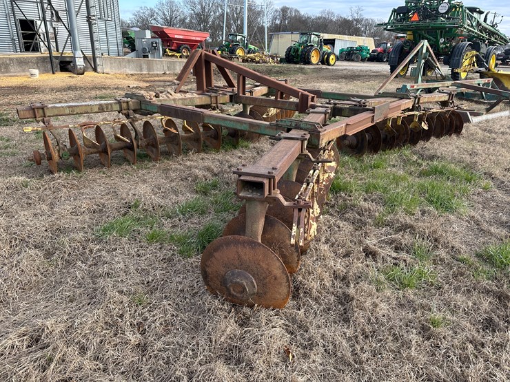 john-deere-17-image-4