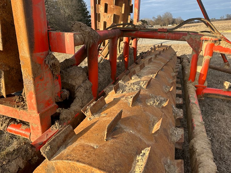 #38454-•-fair-oaks-32'-stubble-roller-image-38