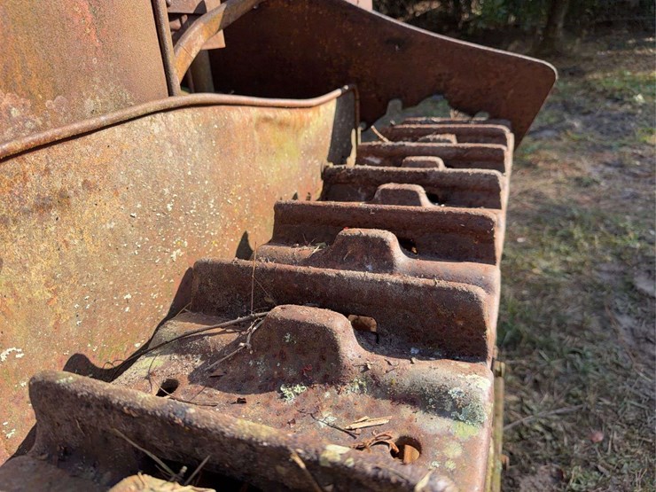 caterpillar-2-ton-image-32