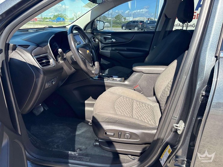 2018-chevrolet-equinox-image-12