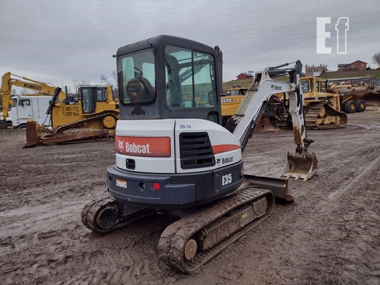 2014-bobcat-e35-image-51