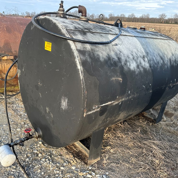 #38465 • ~275gal Fuel Tank
