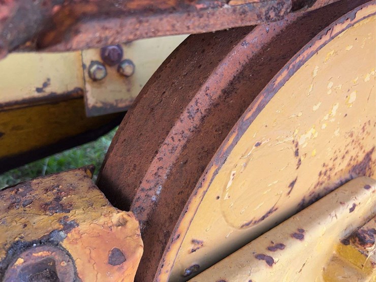 international-td9-image-60