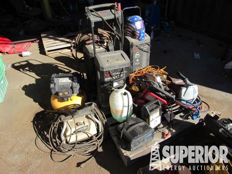 (1-4)-(3)-schumacher-battery-chargers,-karuse-&-...-image-1