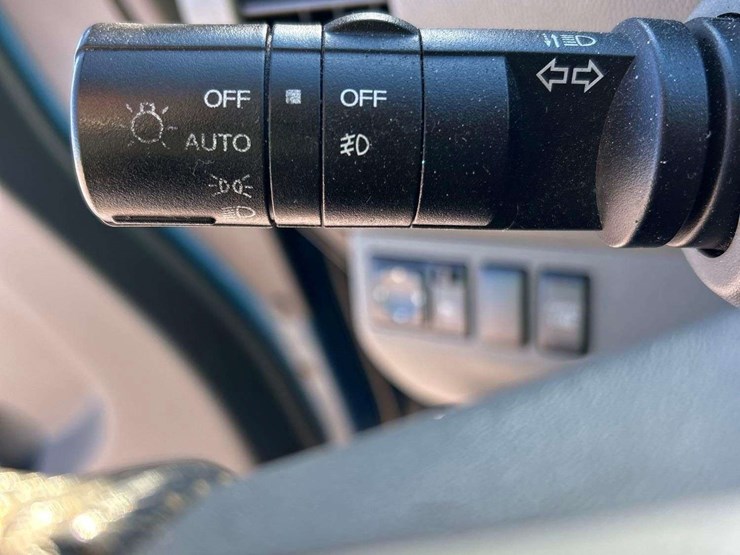 2005-nissan-frontier-image-14