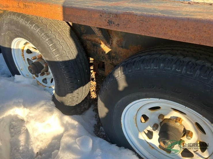 tandem-axle-trailer-with-yard-mats-included-trailer-is-under-2500lbs-no-title-image-10