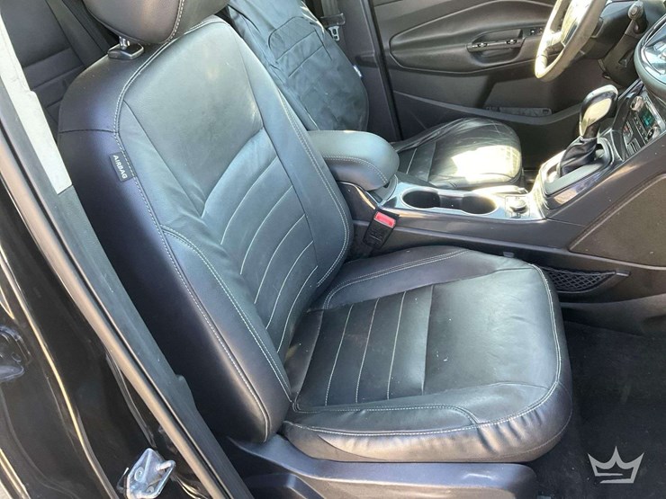 2016-ford-escape-image-29