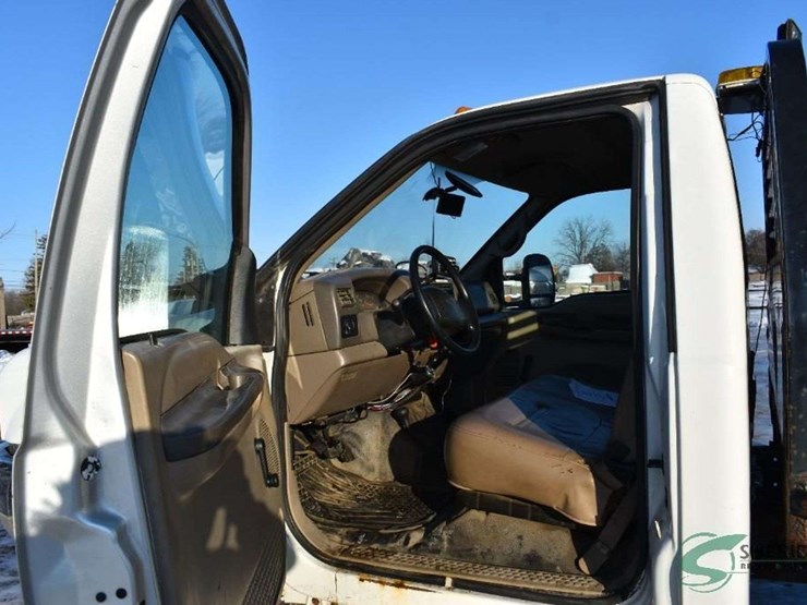 2000-ford-f350-image-16