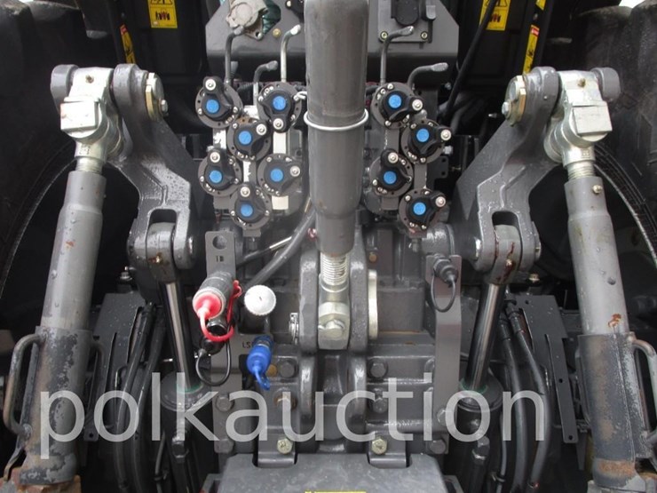 2013-challenger-mt655d-image-11