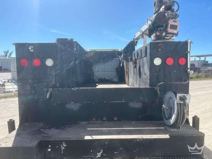 2016-ford-f550-image-22