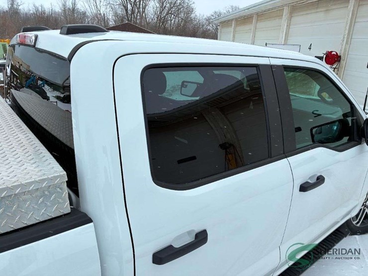 2023-ford-f150-image-19