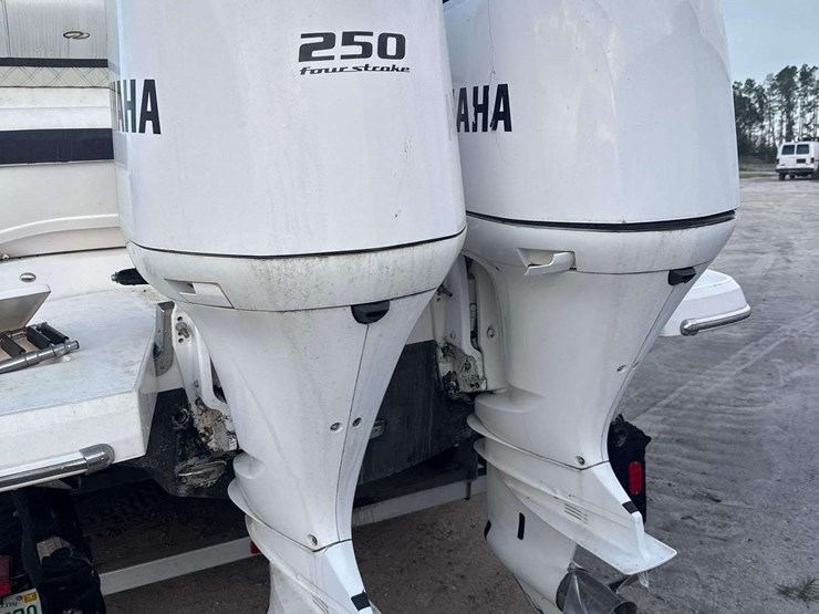 2018-regal-29obx-29ft-boat-with-34ft-t/a-boat-trailer-image-10