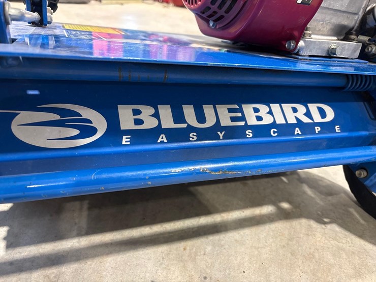 bluebird-lawn-comber-image-6