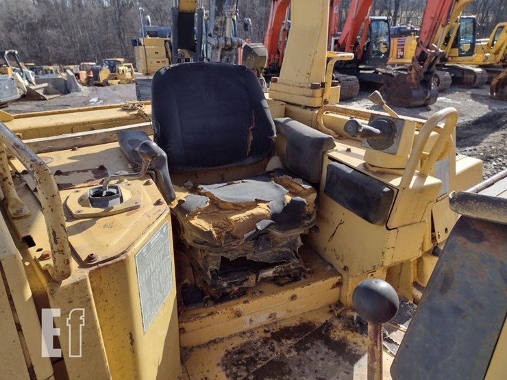 caterpillar-d6h-image-10