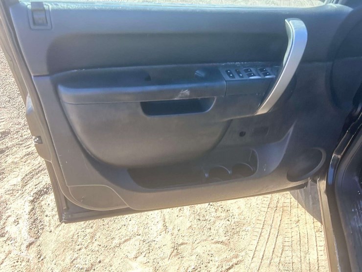 2013-gmc-sierra-1500-image-6