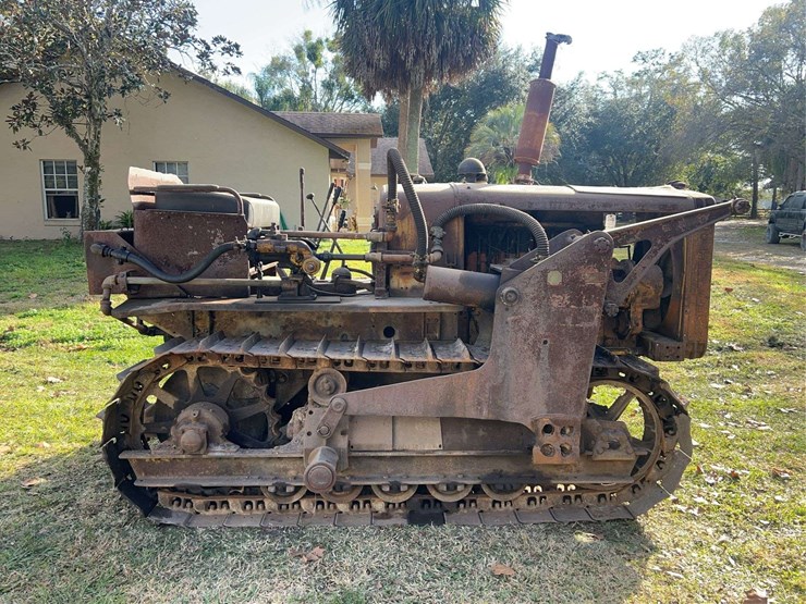 caterpillar-forty-gas-crawler-image-6