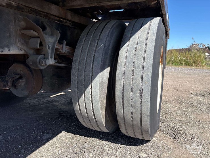 2006-ford-f650-image-23