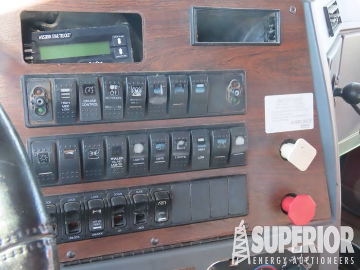 2012-western-star-4900-image-8