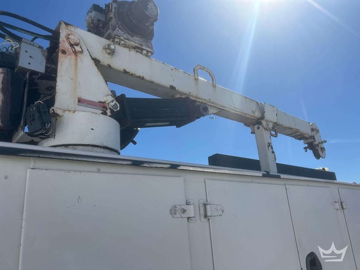 2016-ford-f550-image-26