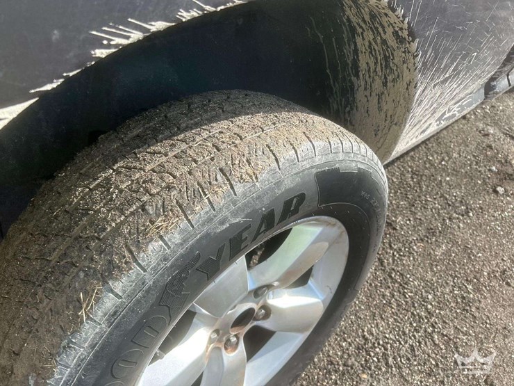 2016-dodge-1500-image-30