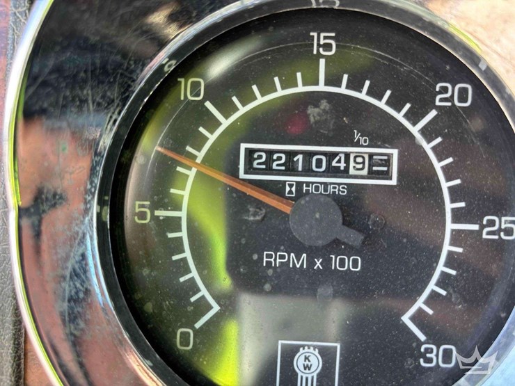 2000-kenworth-tri-axle-dump-truck-image-9