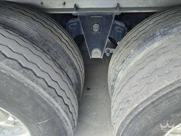 2023-titan-trailer-image-21