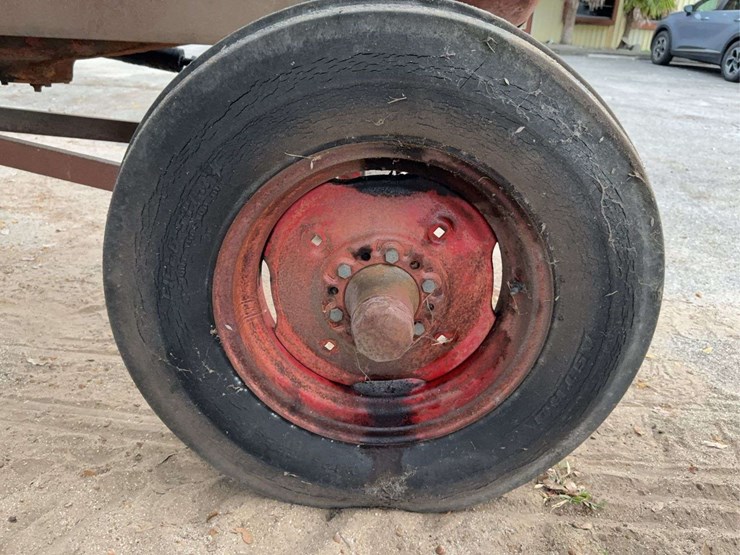 massey-ferguson-95-image-41