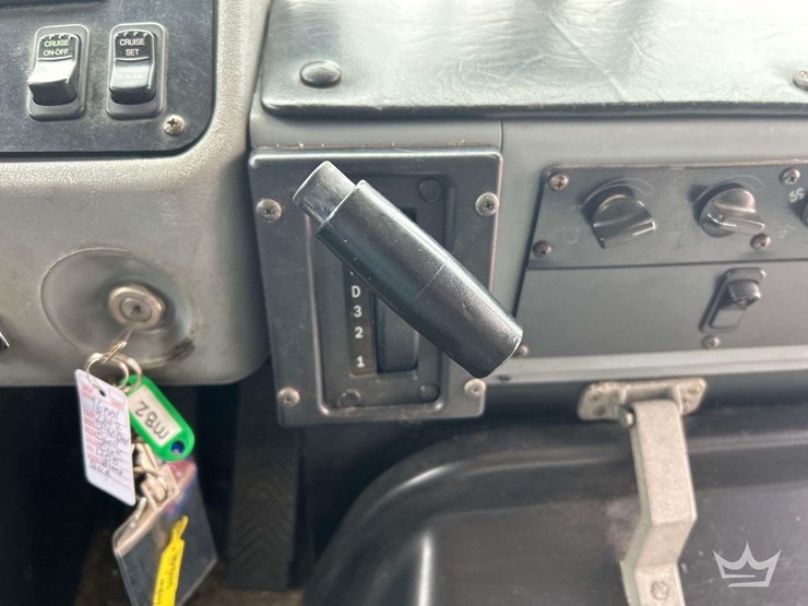 2002-blue-bird-f131612-bus-image-18