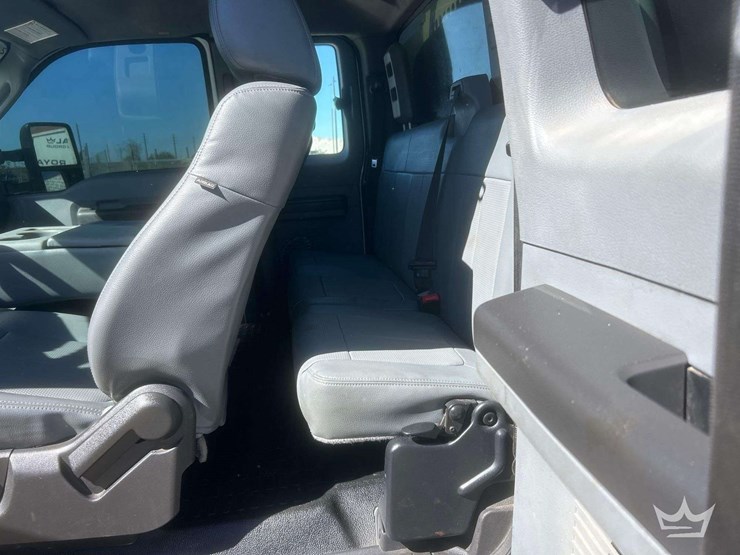 2016-ford-f550-image-14