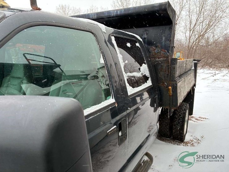 2005-ford-f450-image-10