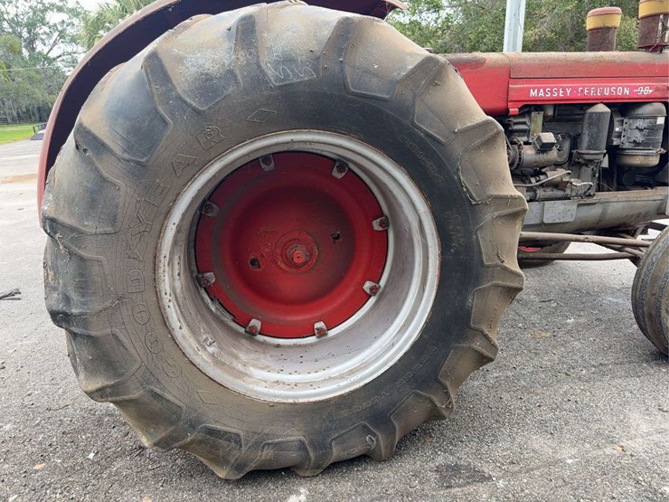 massey-ferguson-98-image-23