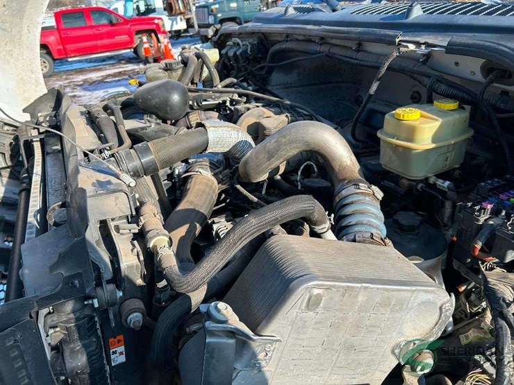 2019-ford-f750-image-28