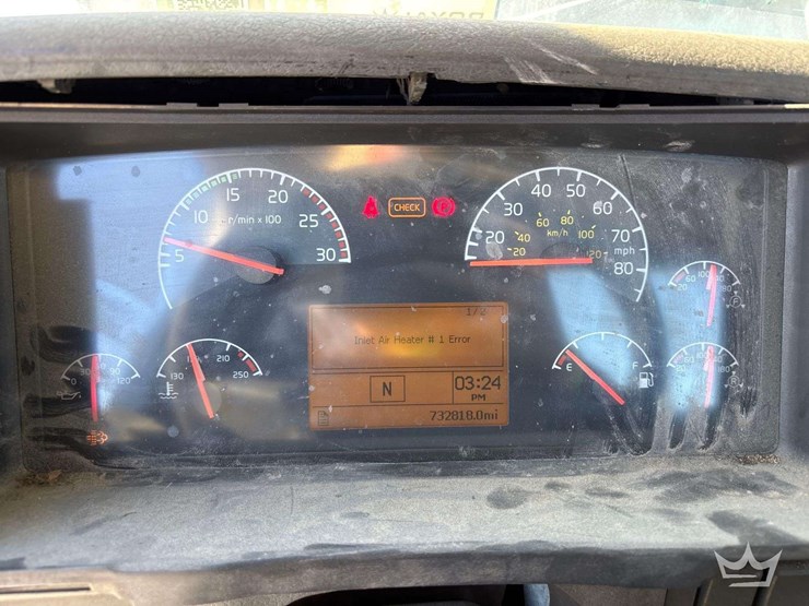 2006-volvo-vnm-image-22