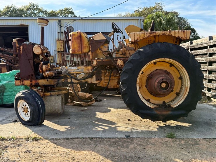 minneapolis-moline-g1000-image-2