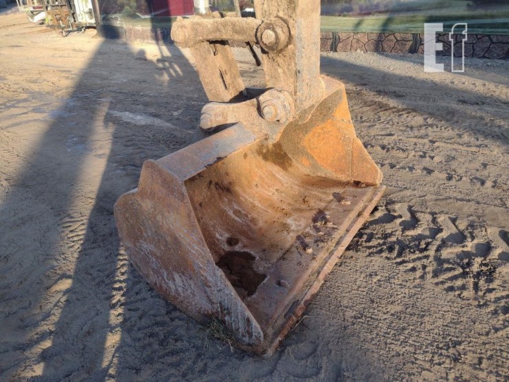 2000-deere-270c-lc-image-16