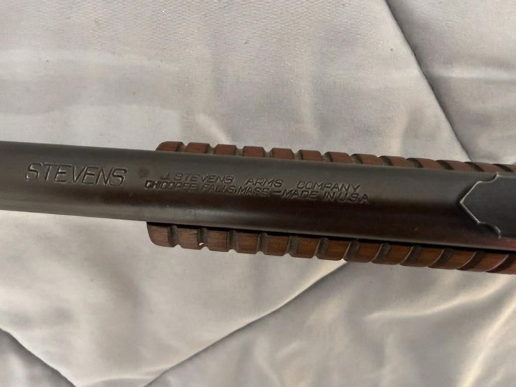 stevens-model-75-.22-s,l,-lr-rifle-image-7