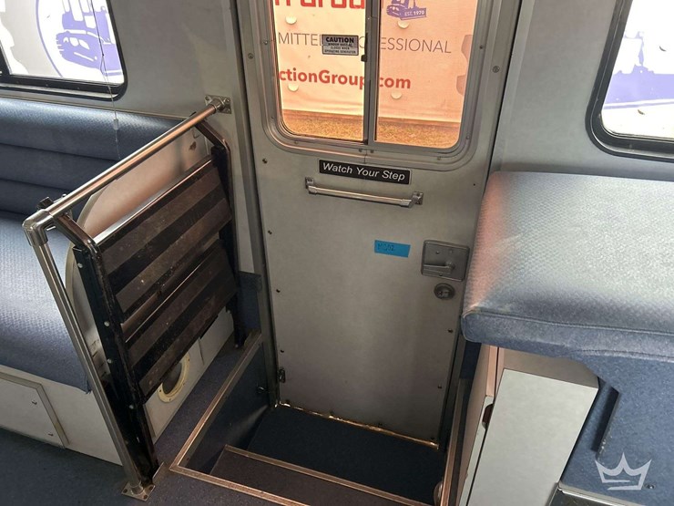 2002-blue-bird-f131612-bus-image-41