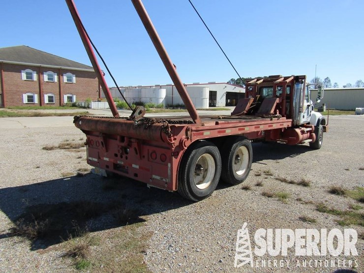 2007-mack-granite-cv713-image-4