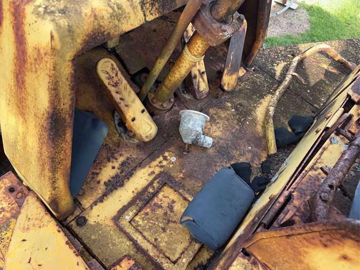 caterpillar-814-image-67