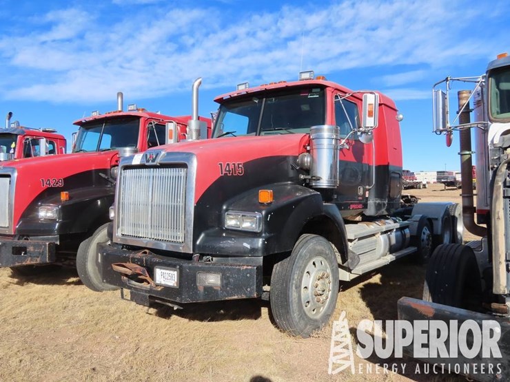 2011-western-star-4900-image-1