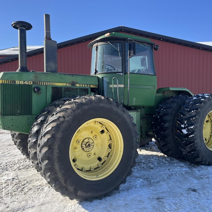JOHN DEERE 8640
