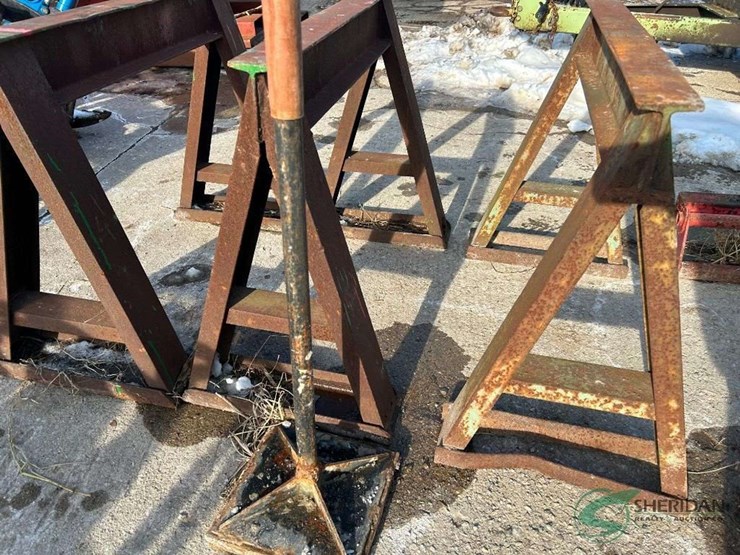 hand-tamp-and-(3)-steel-saw-horses-image-2