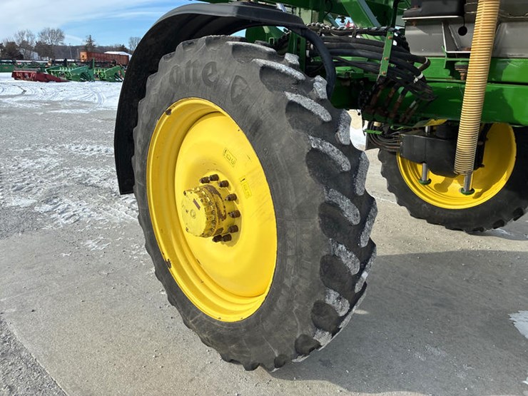 2018-john-deere-r4038-image-62