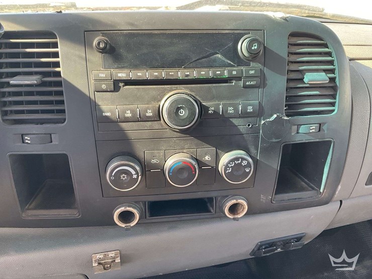 2009-chevrolet-silverado-2500-image-16